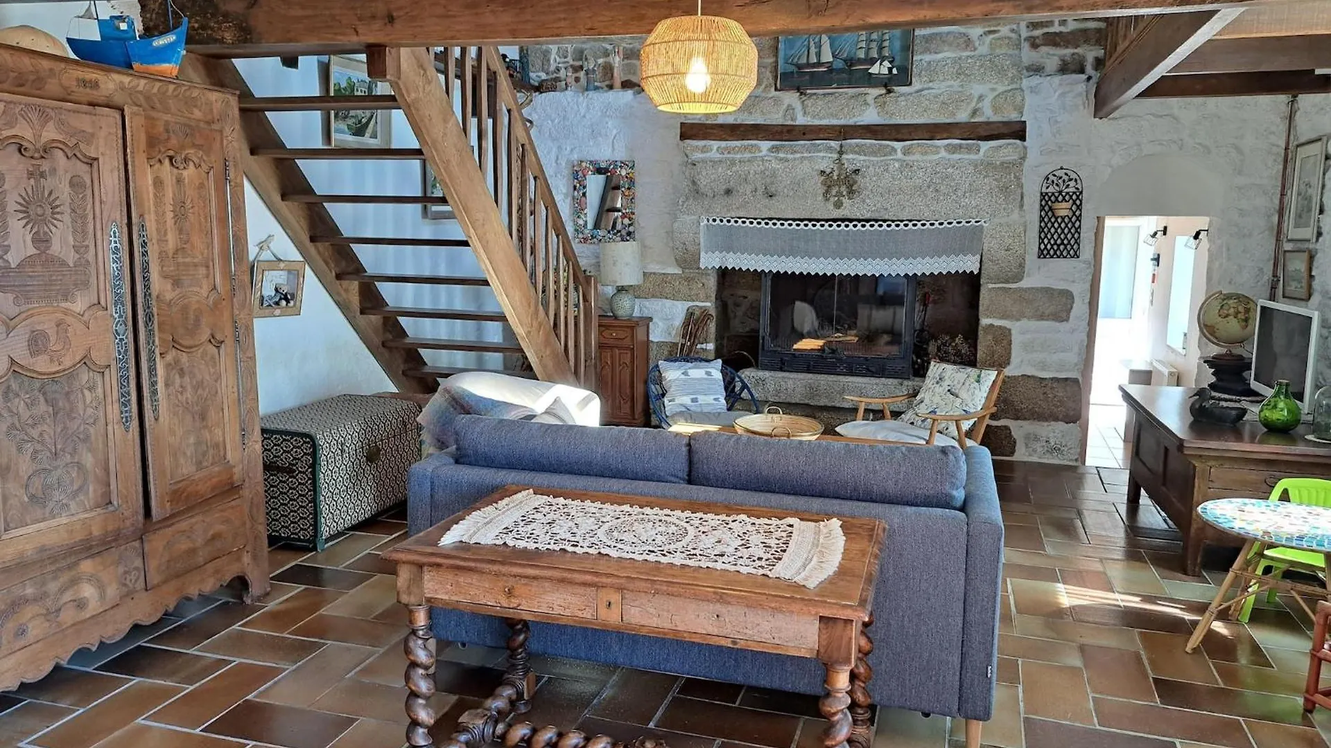 Farmhouse Near Tregunc Beach